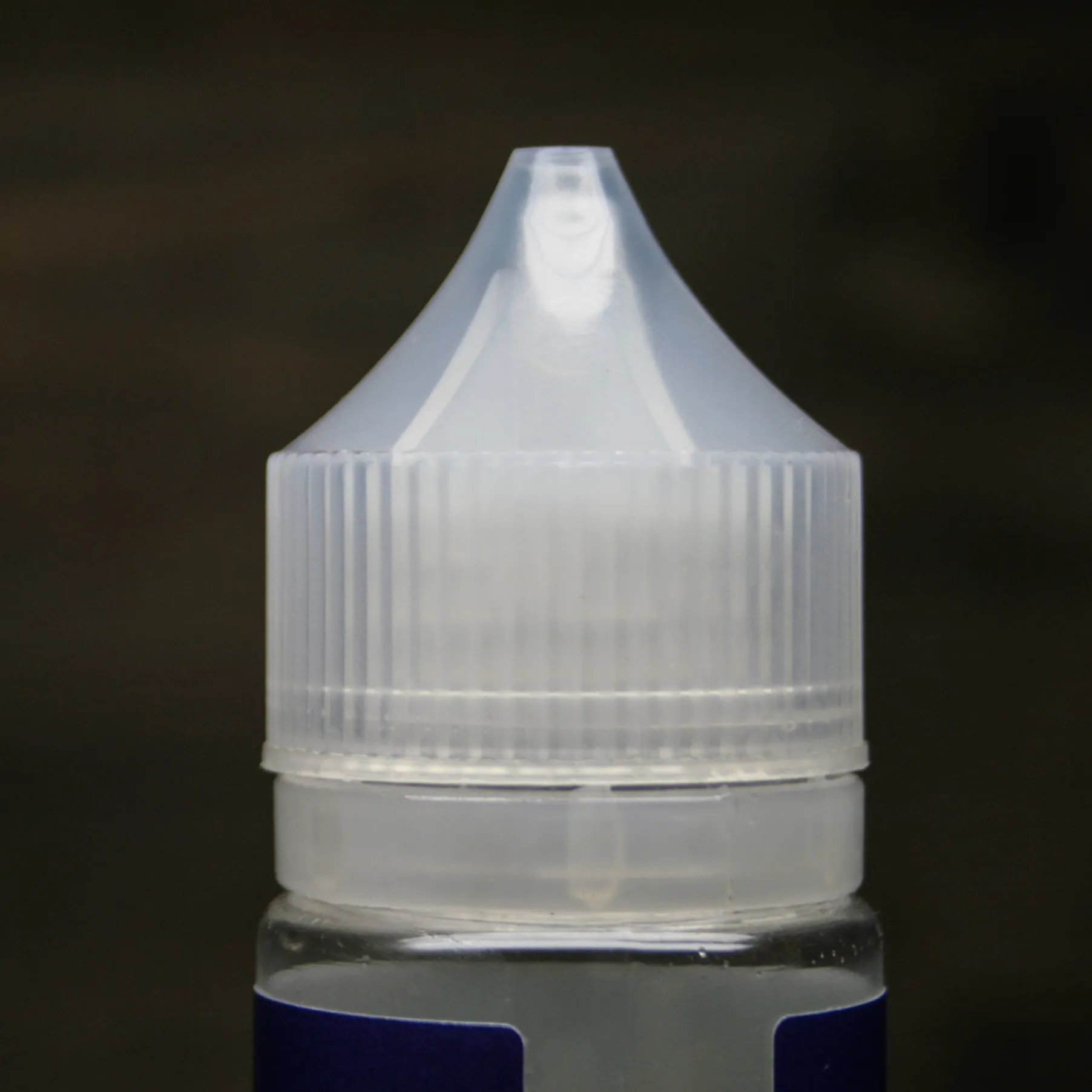 Як відкрити флакон з рідиною для електронних сигарет Фото-3