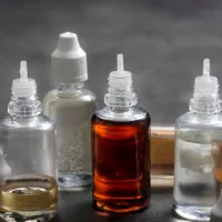 Можно ли парить жидкость после истечения срока годности?